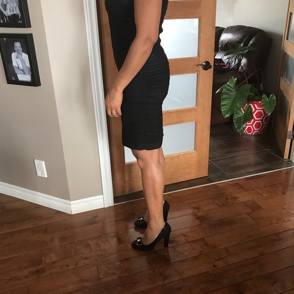 gorgeous black bodycon dress for special occasion - Picture 4 of 9